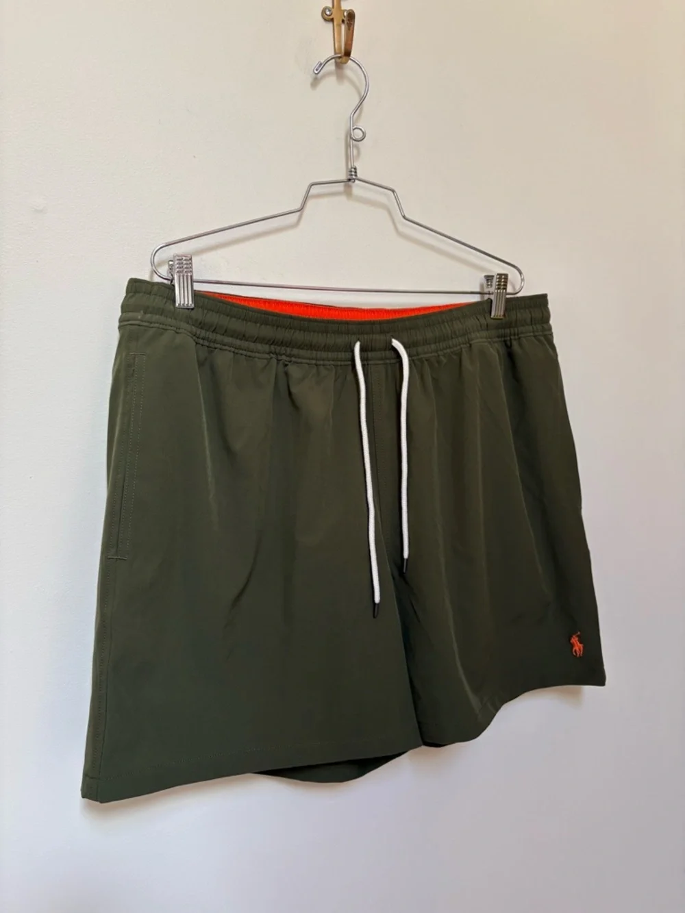 NWOT Polo Ralph Lauren Traveler Solid 5.75